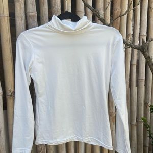 TIGH WHITE TURTLE NECK